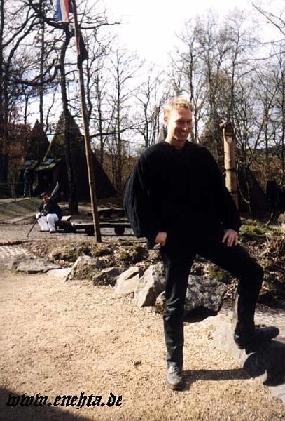 Im Schatten der Axt_2.jpg